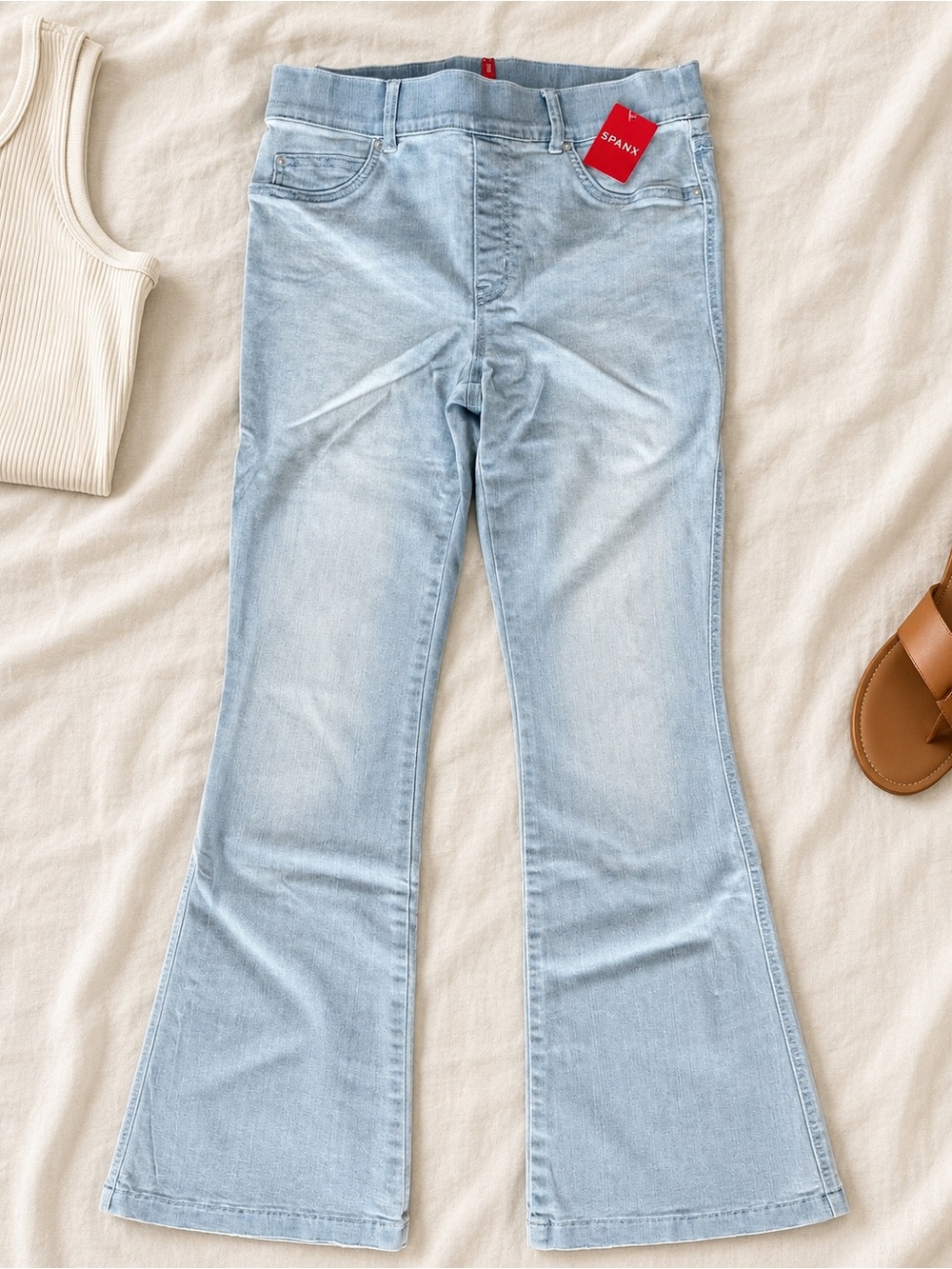 Spanx Slimming Flare High Rise Jeans Retro It Light Wash Size Medium NWT - Picture 4 of 7